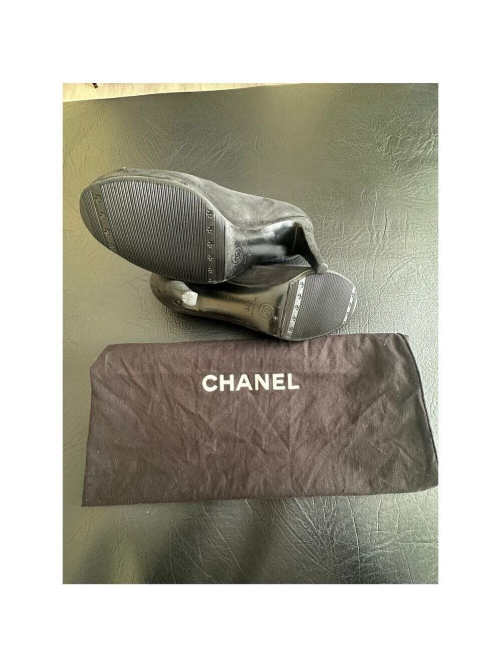 Chanel Black Nubuck Leather Cap Toe Pumps 37C - Picture 15 of 15